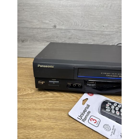 Panasonic Blueline PV-V4611 VCR Omnivision Hi-Fi Stereo VHS Player Remote~Tested - Picture 3 of 9